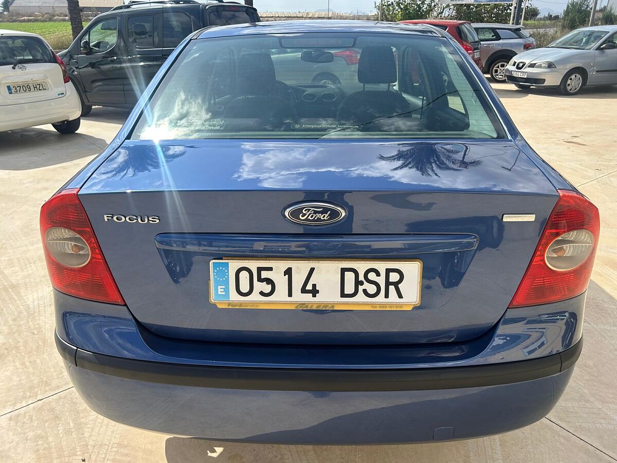 FORD FOCUS GHIA 1.8 TDCI MANUAL SPANISH LHD IN SPAIN 98000 MILES SUPERB 2005